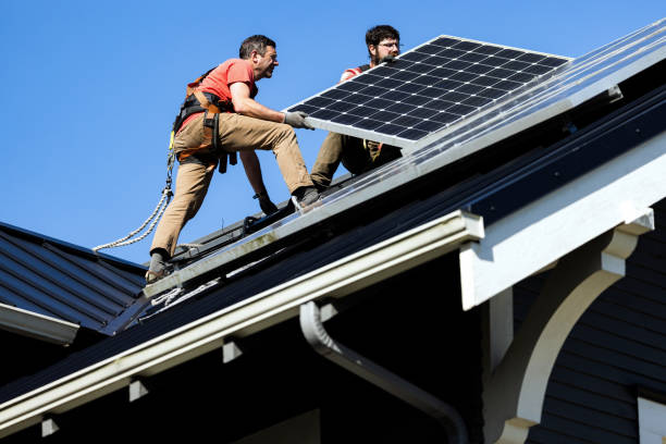 Best Solar Panel Roofing Installation  in Howards Grove, WI